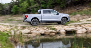 F-150 Lightning Lariat off-road